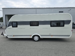 Hobby 560 CFE Excellent *Fransk bädd *Alde *Mover *Förtält - 2023 - Bild 7